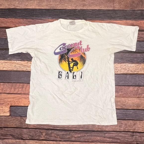 Vintage Coconut Club Bali Vacation Tourism Single Stitch 1980s Tshirt
